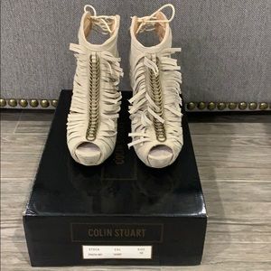 Colin Stuart beige heels
